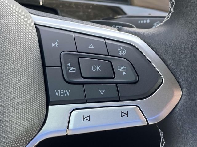 2025 Volkswagen Atlas SE w/Tech - Photo 20