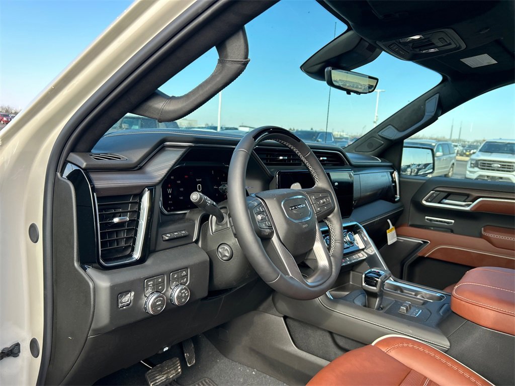 2026 GMC SIERRA - Image 16