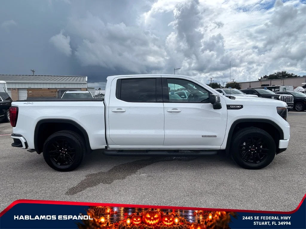 New 2026 Summit White GMC Elevation image 8