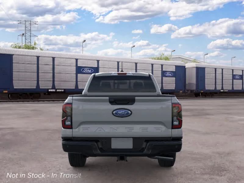 New 2026 Avalanche Ford Lariat® image 5