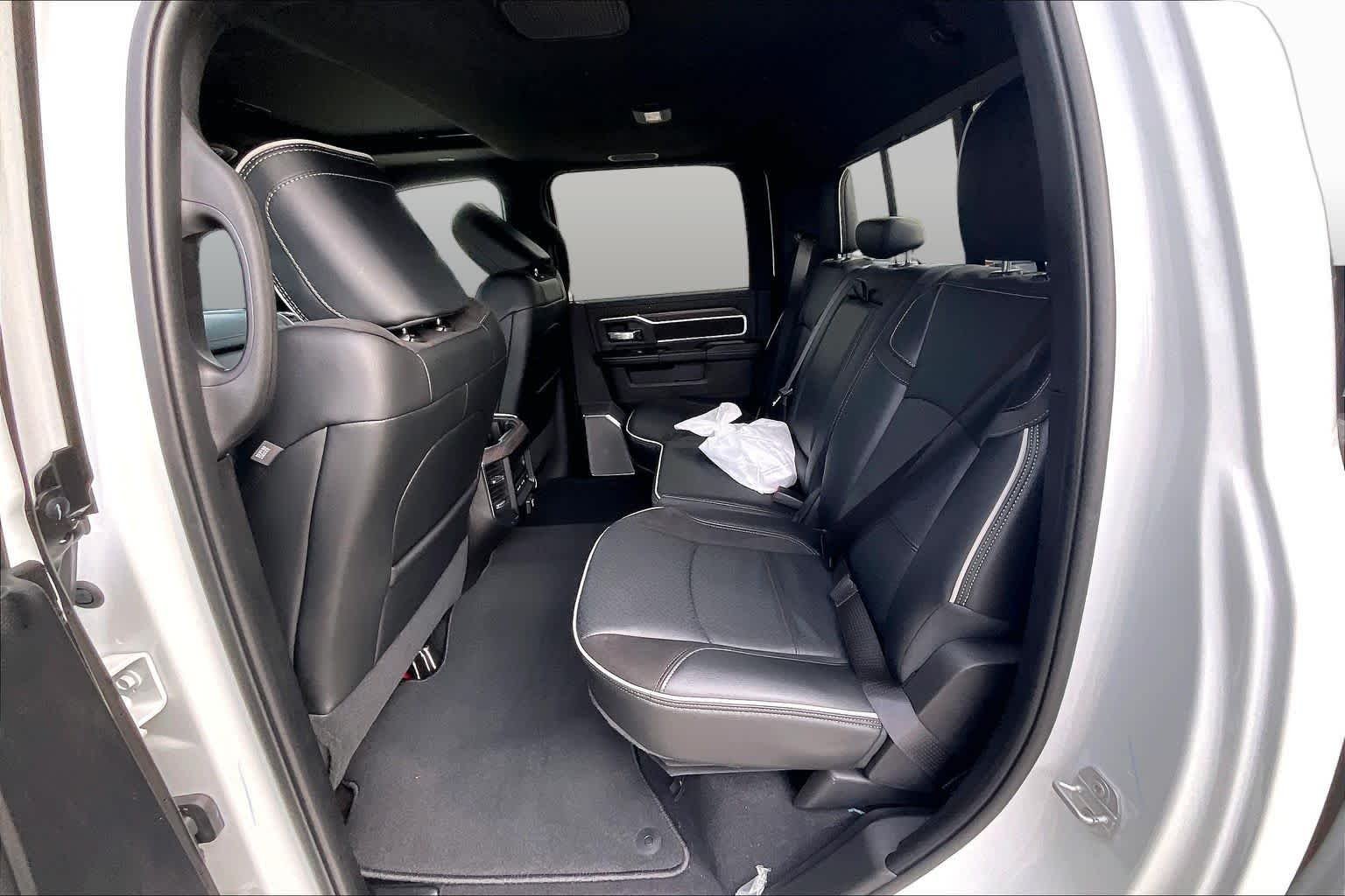 New 2027 Bright White Clear-Coat Exterior Paint RAM Laramie image 21