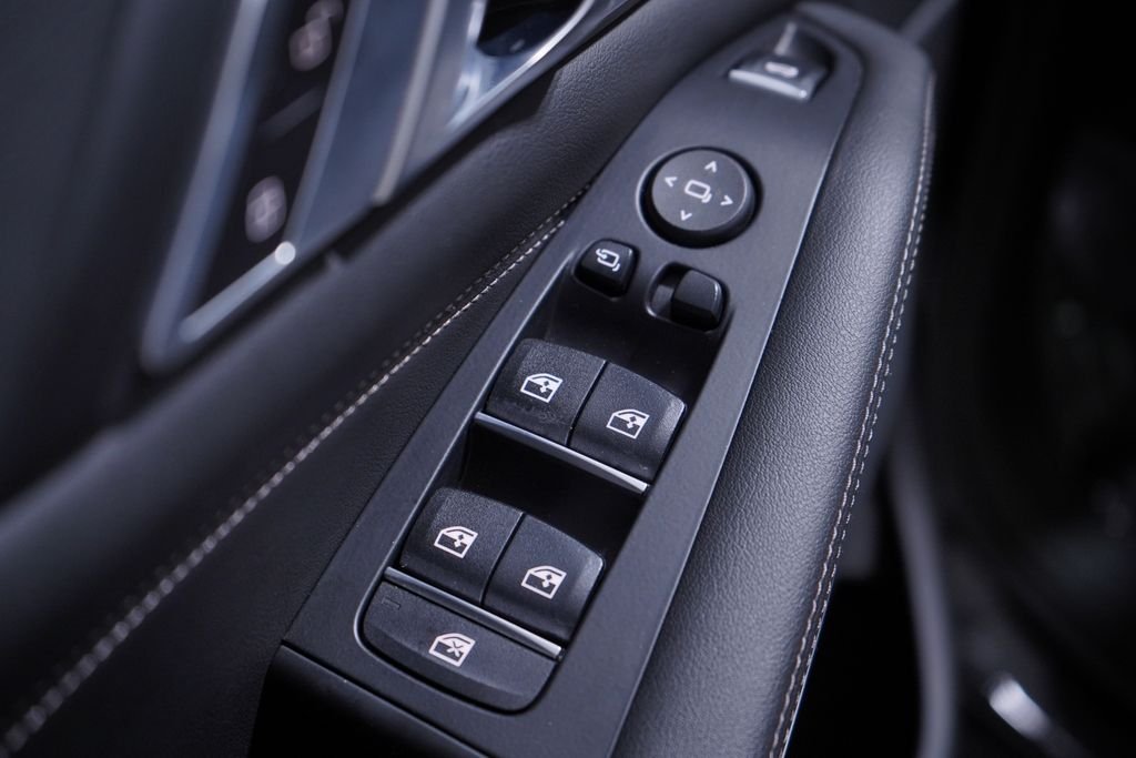 Used 2023 Dark Graphite BMW xDrive40i image 17