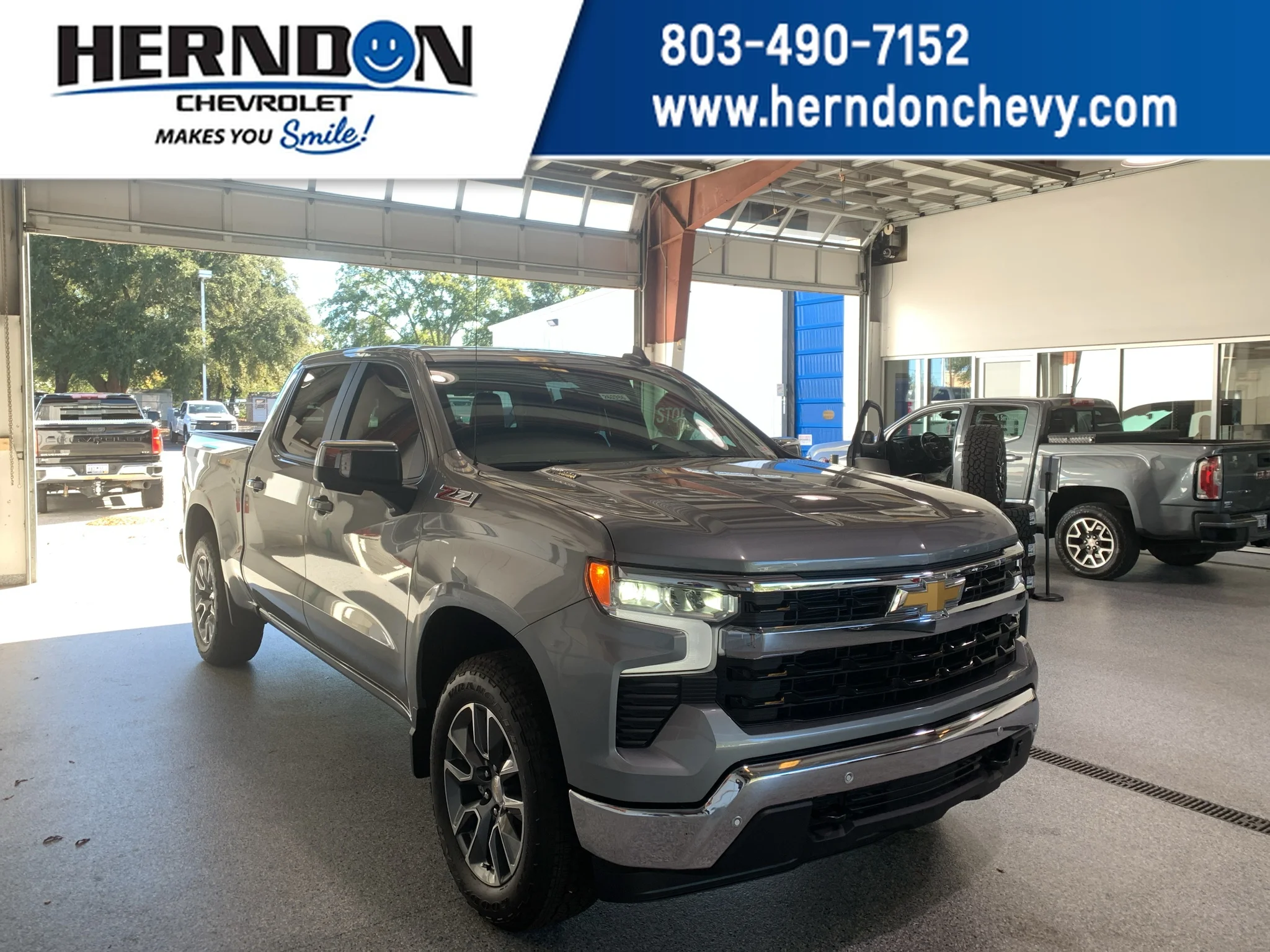Sterling Gray Metallic 2026 Chevrolet Silverado 1500 Pickup Truck Four-Wheel Drive