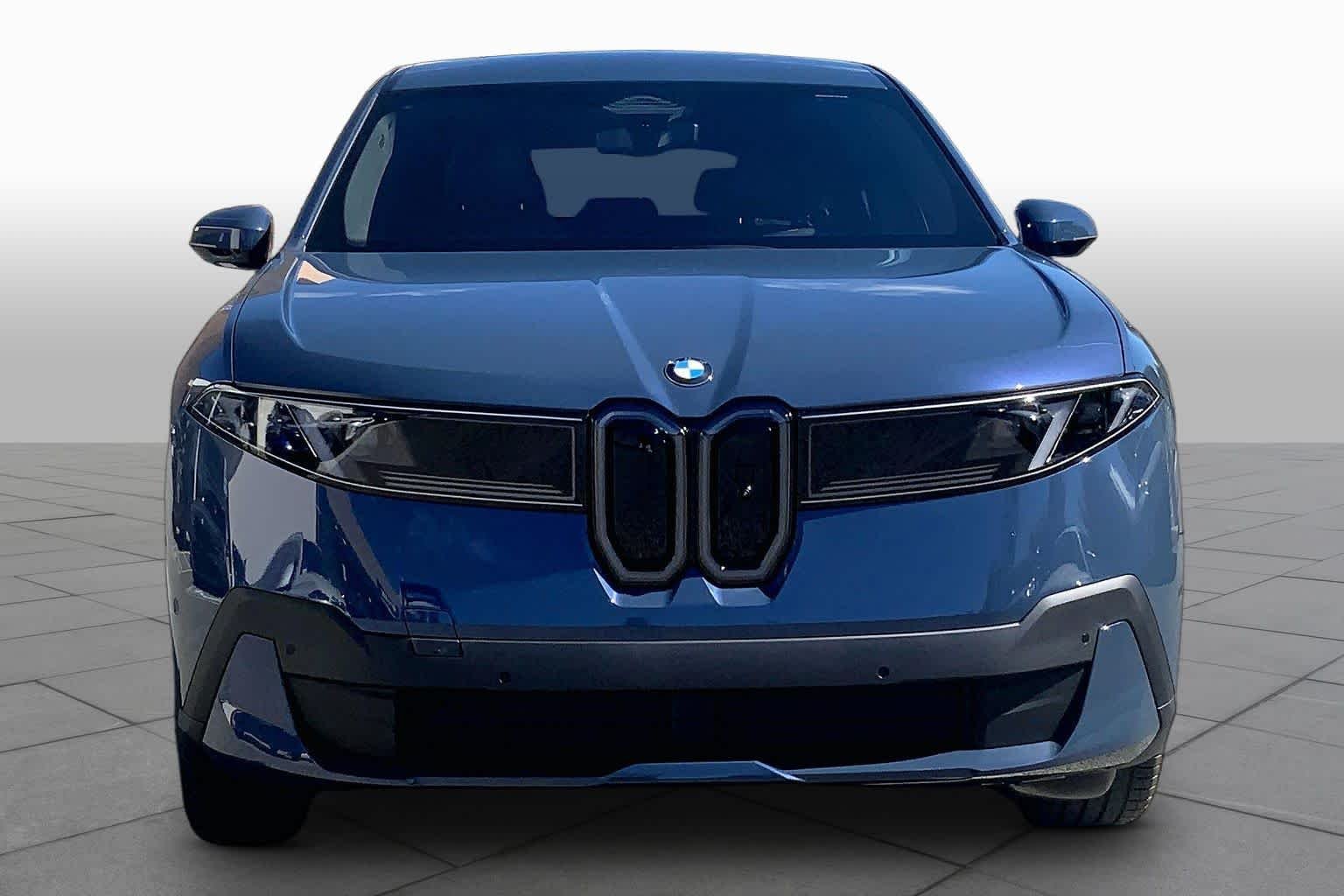 New 2027 Ocean Wave Blue Metallic BMW 50 xDrive image 3