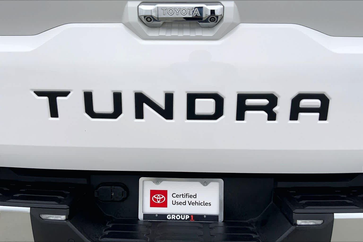 Used 2025 Ice Cap Toyota Limited image 10