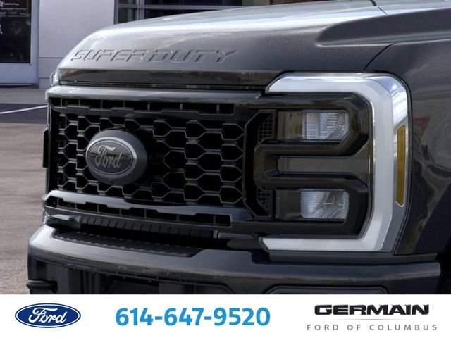 New 2026 Agate Black Metallic Ford XLT image 21