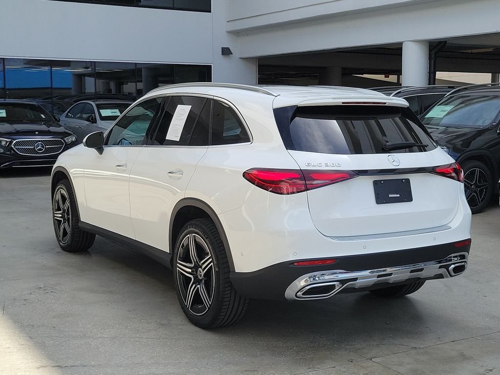Certified Used 2026 White Mercedes-Benz GLC 300 image 4