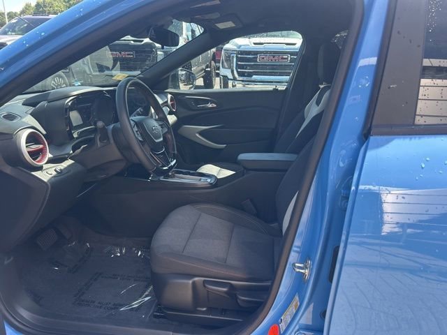 Used 2024 Fountain Blue Chevrolet 1RS image 12