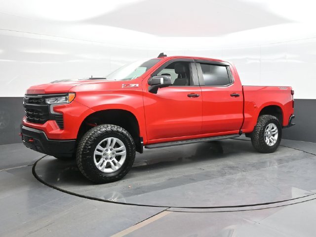 Used 2022 Red Chevrolet LT Trail Boss image 5