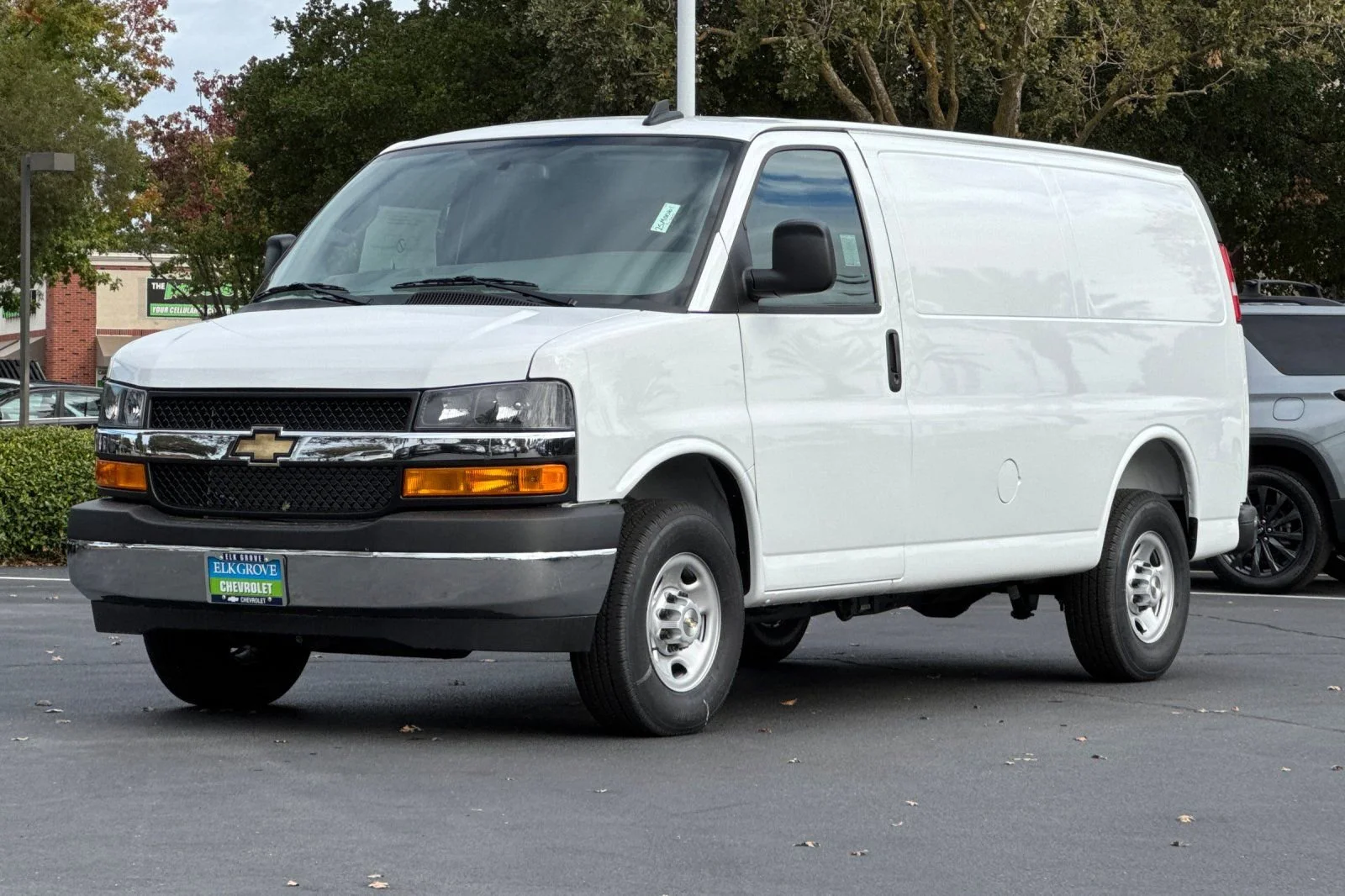 2025 Chevrolet Express Cargo Work Van - Photo 7