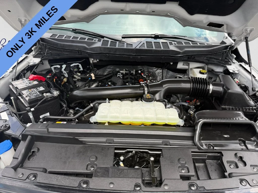 Used 2026 Avalanche Ford XLT image 18