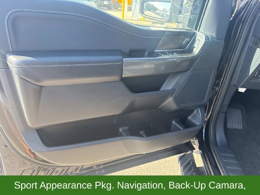 Used 2022 Black Ford XLT image 16