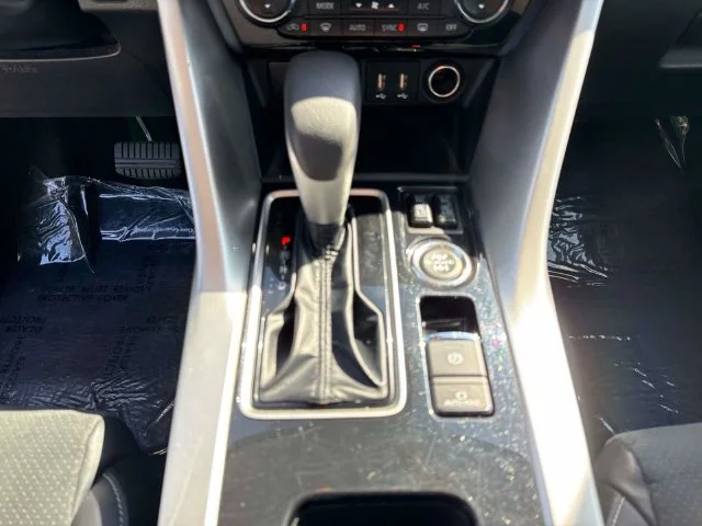 Used 2025 Silver Mitsubishi SE image 45