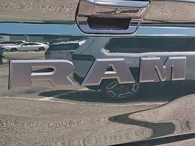 New 2026 Serrano-Green Metallic Exterior Paint RAM Big Horn/Lone Star image 12
