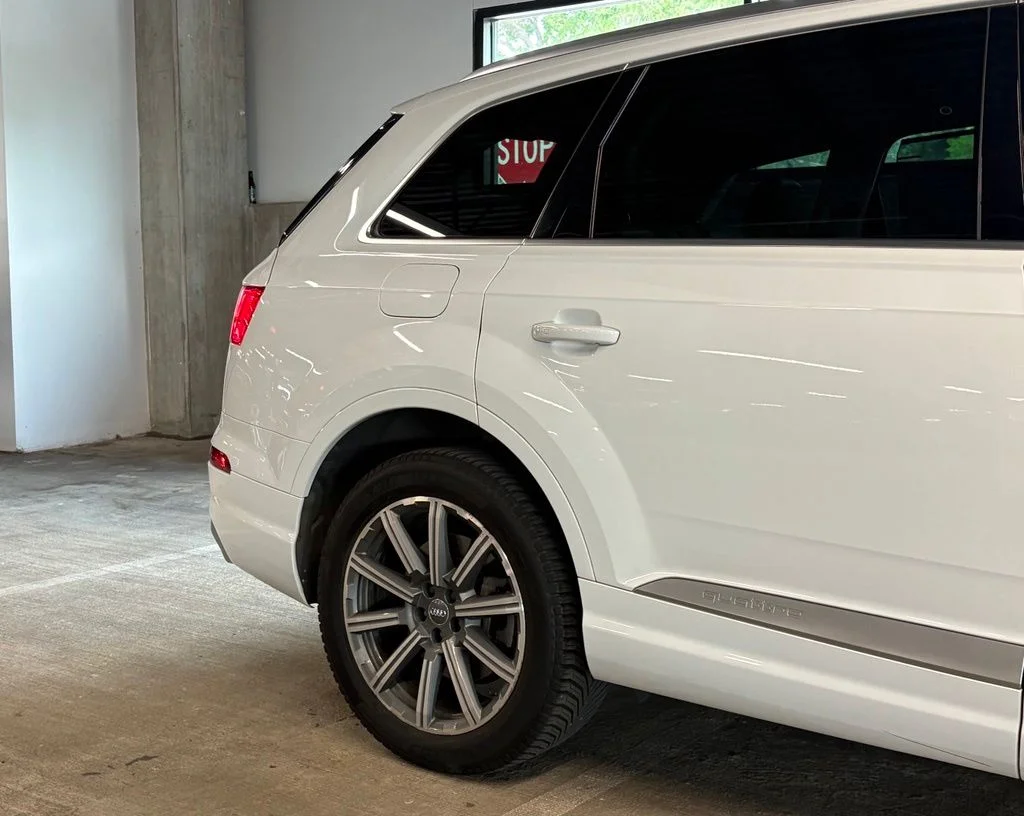 Used 2018 Glacier White Metallic Audi 3.0T Premium Plus image 10