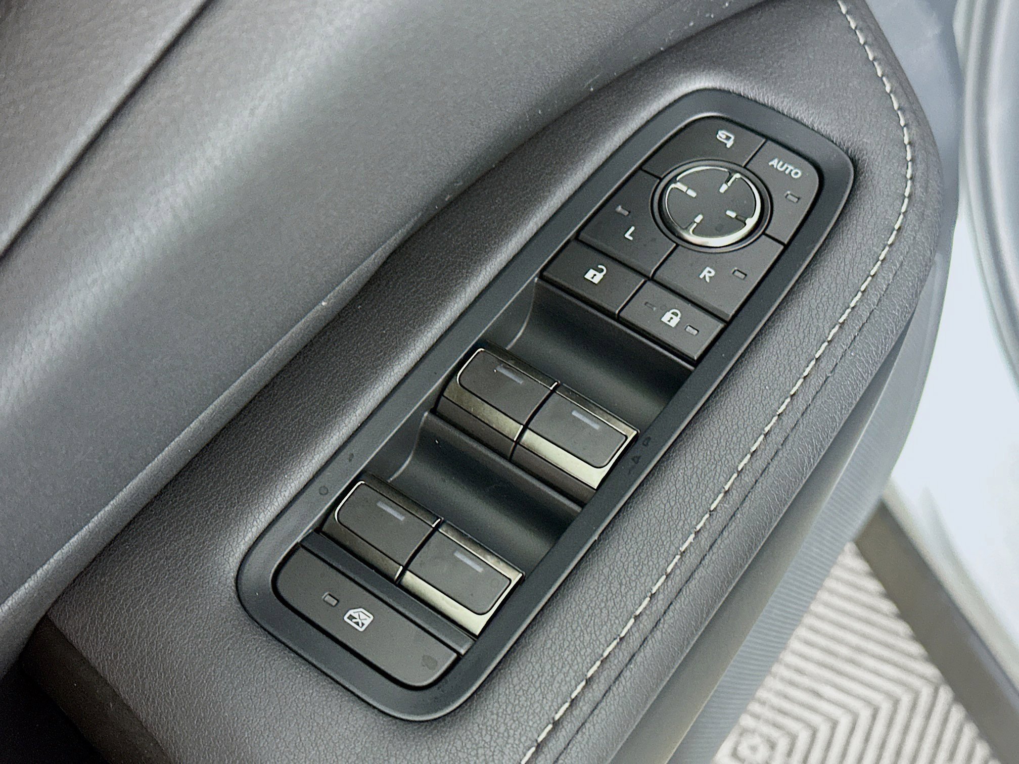 2026 Lexus TX 350 Premium - Photo 17