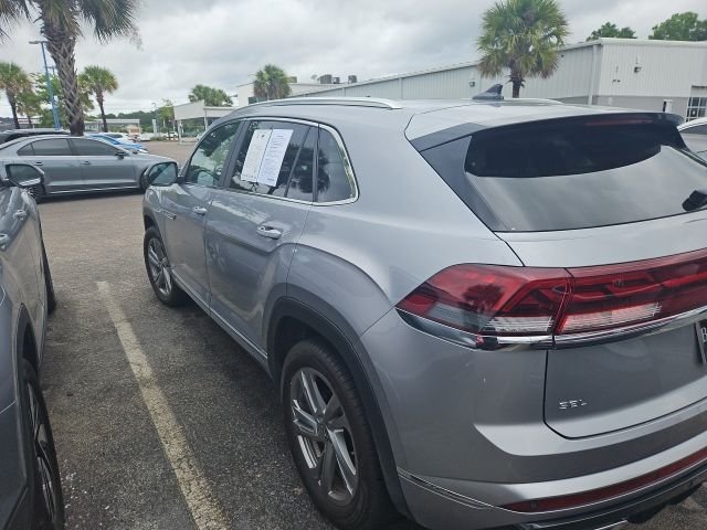 Used 2024 Silver Volkswagen 2.0T SEL R-Line image 4