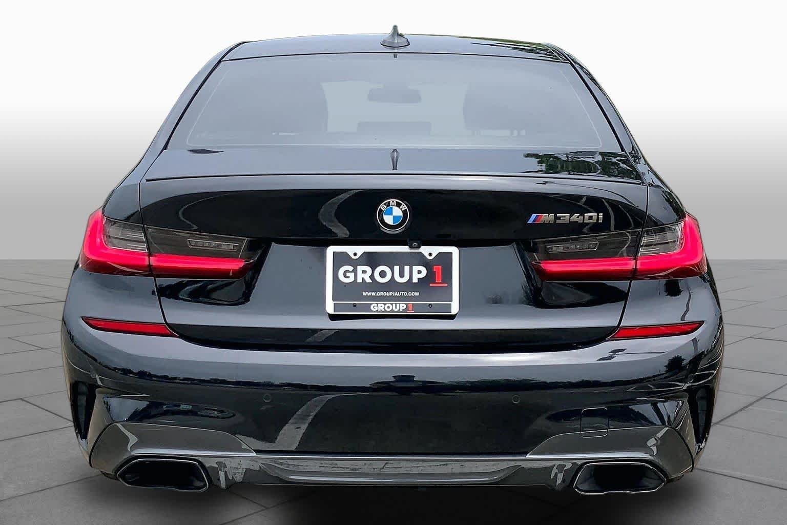 Used 2021 Black Sapphire Metallic BMW M340i image 5