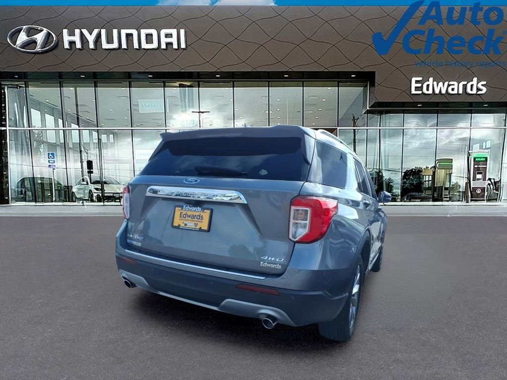 Used 2022 Gray Ford Limited image 4