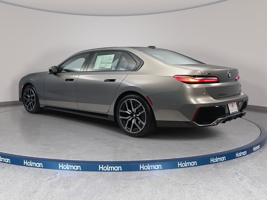 2026 BMW 7 Series 740i - Photo 7