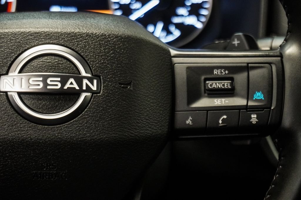 Used 2025 Silver Nissan SV image 14