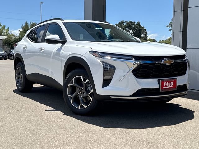 2026 Chevrolet Trax LT's photo