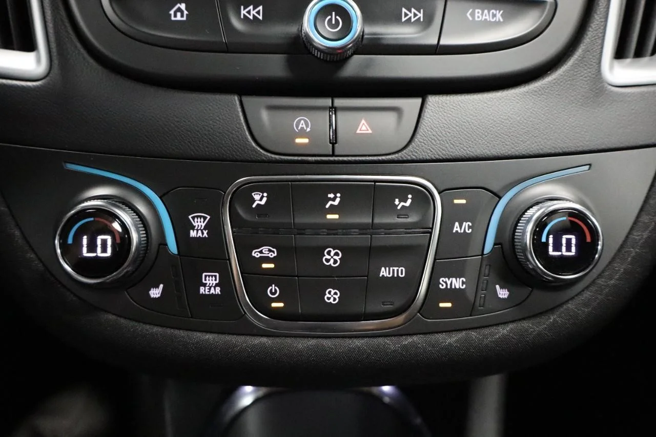Used 2023 Summit White Chevrolet LT image 20