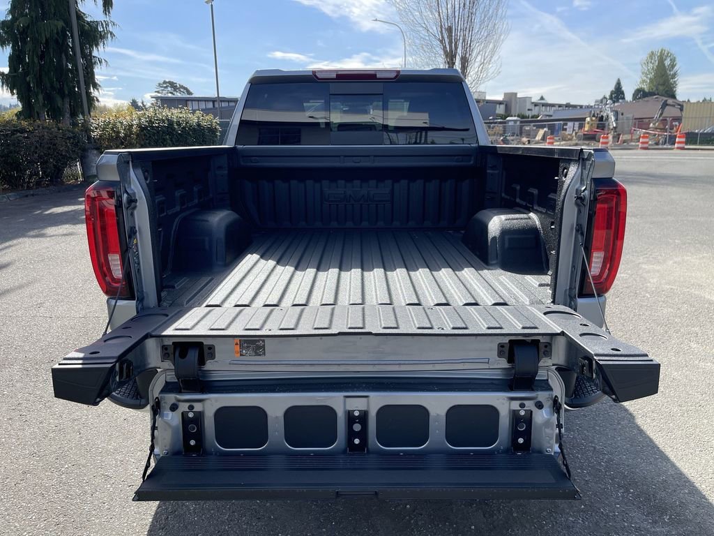 2026 GMC Sierra 1500 SLT - Photo 27
