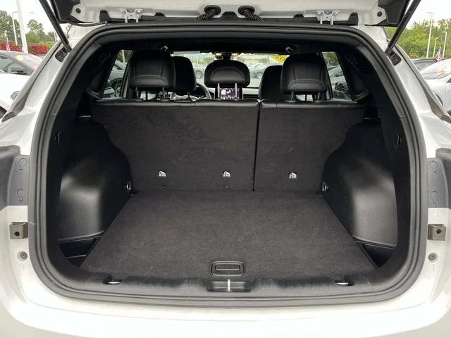 Used 2025 White Jeep Trailhawk image 18