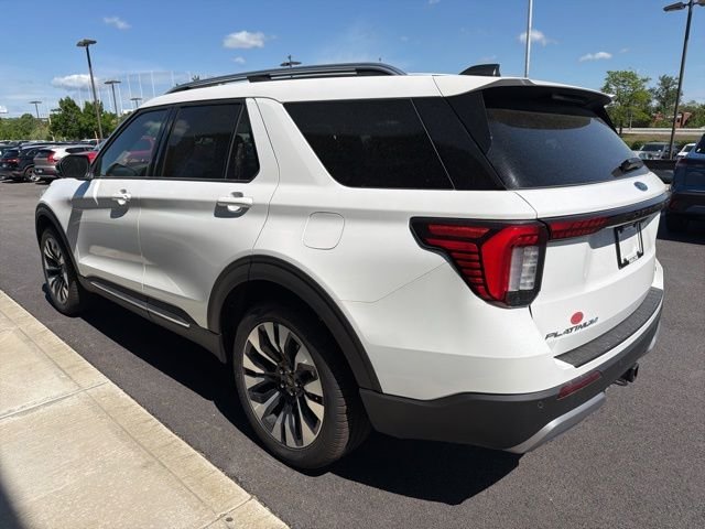 New 2026 Star White Metallic Tri-Coat Ford Platinum™ image 5