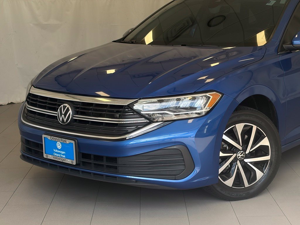 3VW5M7BU0RM070009