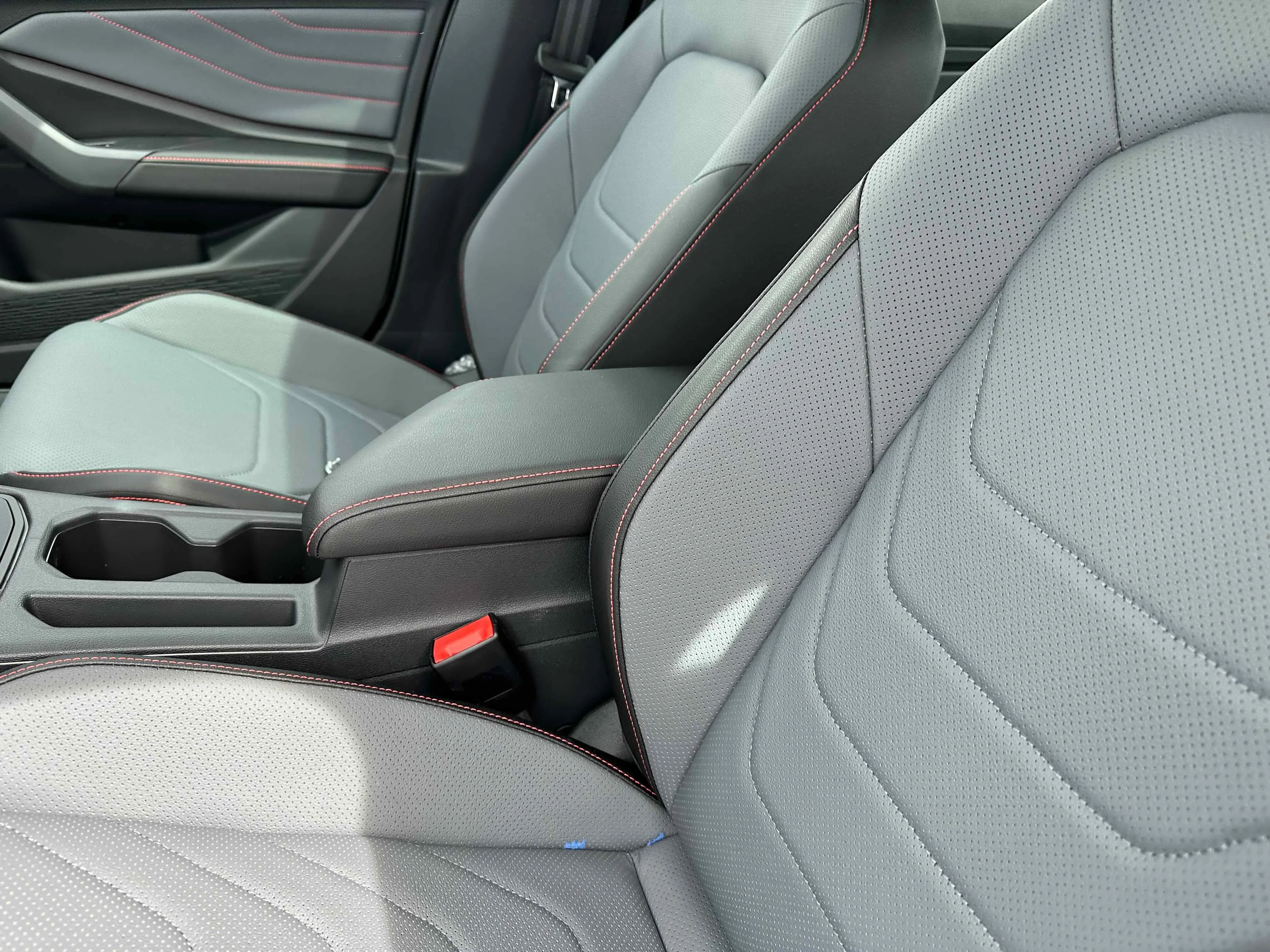 New 2026 Pure White Volkswagen Autobahn image 21