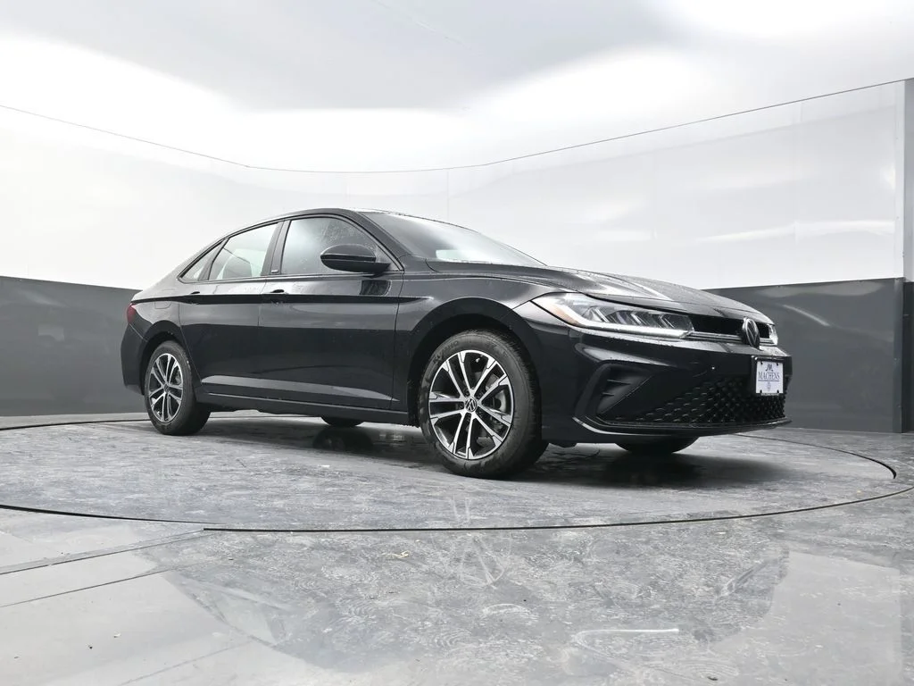 New 2026  Volkswagen 1.5T Sport image 22
