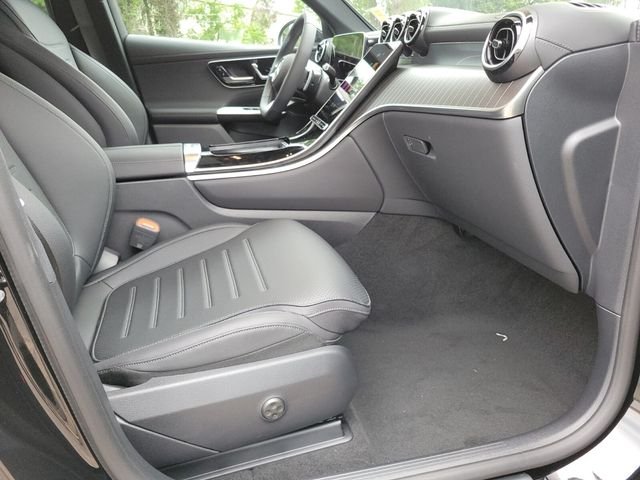 New 2026 Black Mercedes-Benz GLC 300 image 11