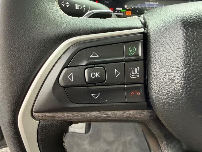 Used 2023 Baltic Gray Metallic Clearcoat Jeep  image 15