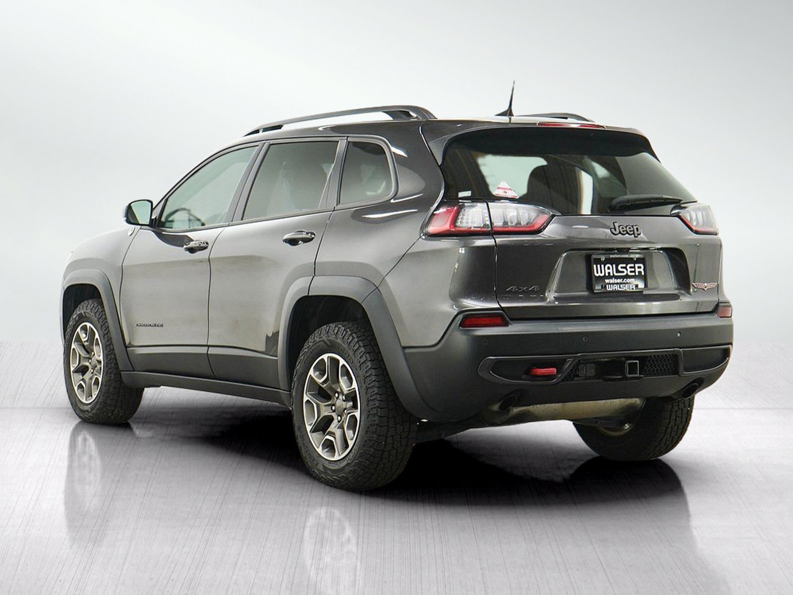 Used 2020 Granite Crystal Metallic Clearcoat Jeep Trailhawk image 3
