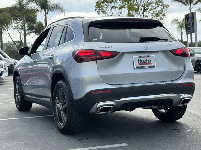 New 2026 Cirrus Silver Metallic Mercedes-Benz GLA 250 image 6