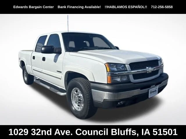 Used 2004 White Chevrolet LS image 1