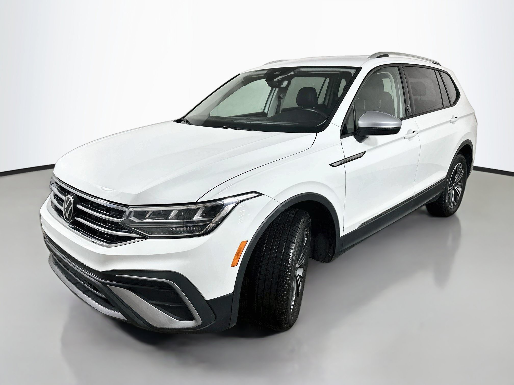Used 2024 White Volkswagen Wolfsburg Edition image 3