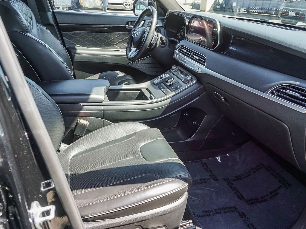 Used 2021 Black Hyundai Calligraphy image 12