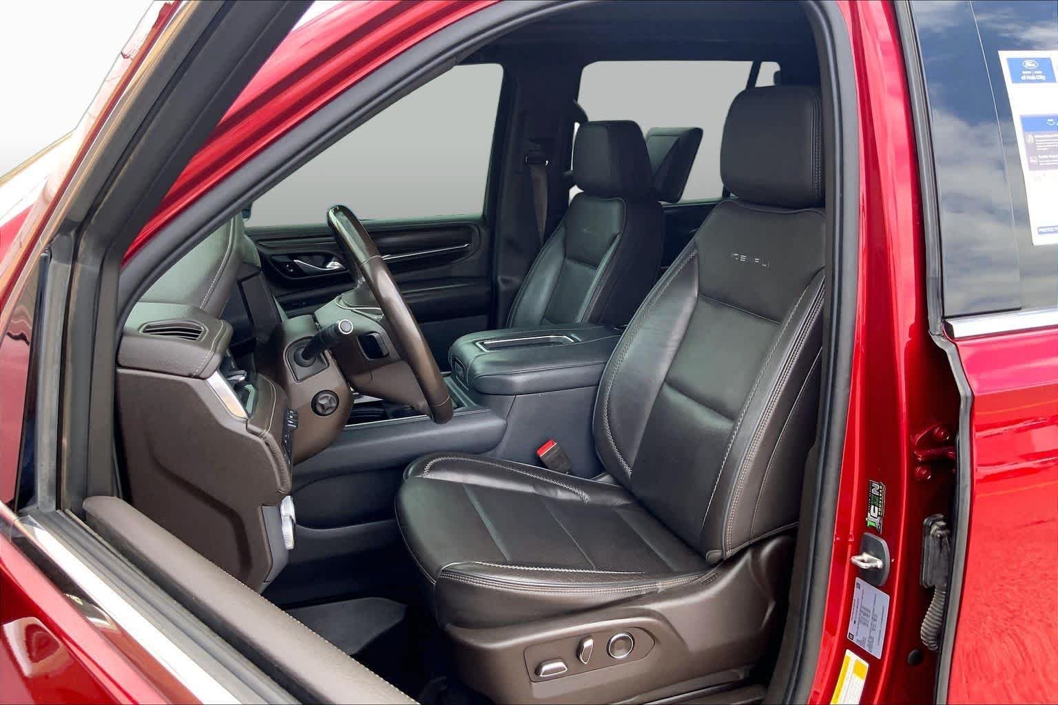 Used 2021 Cayenne Red Tintcoat GMC Denali image 8
