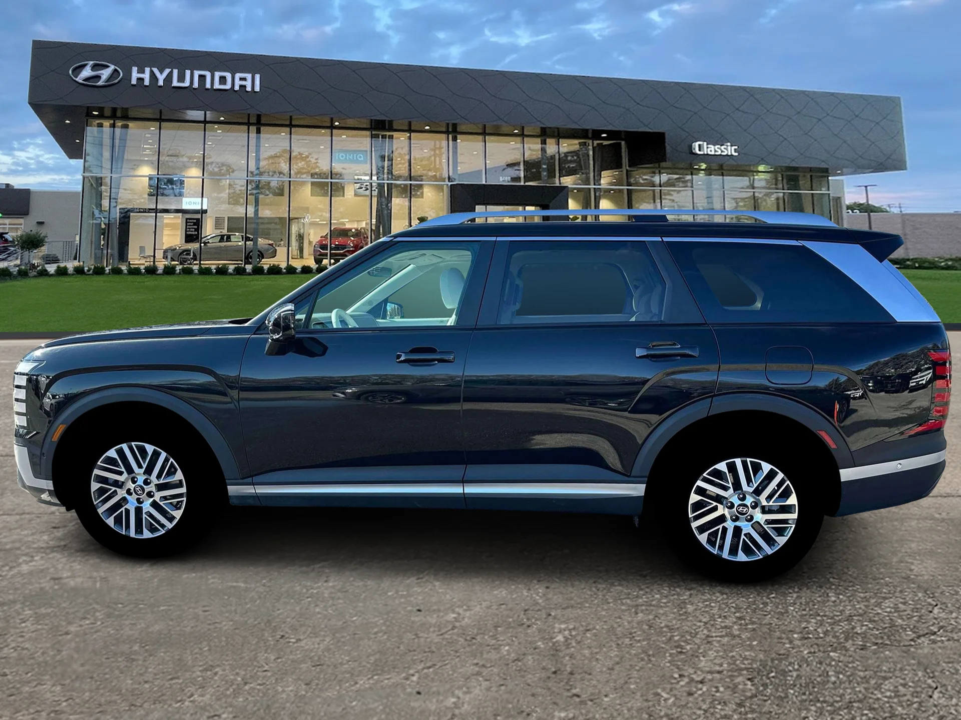 New 2026 Abyss Black Pearl Hyundai SEL Premium image 3