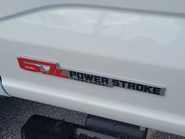 New 2026 Oxford White Ford Lariat image 10