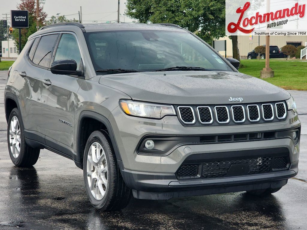 2023 Jeep Compass Latitude Lux