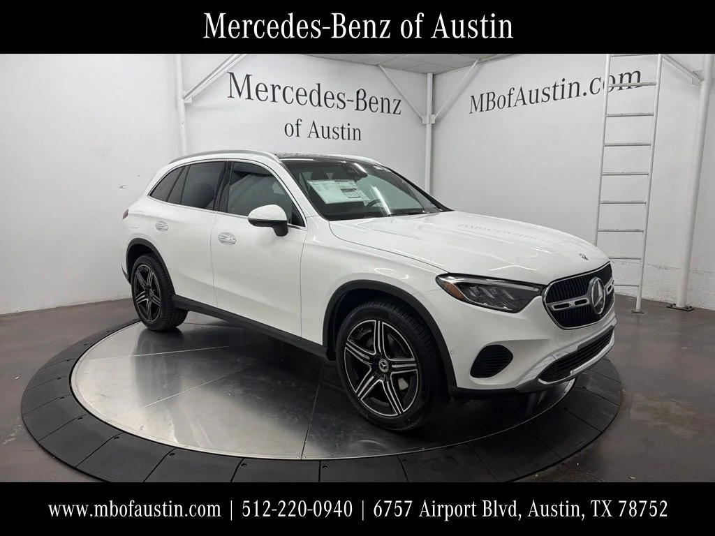 New 2027 White Mercedes-Benz GLC 300 image 1