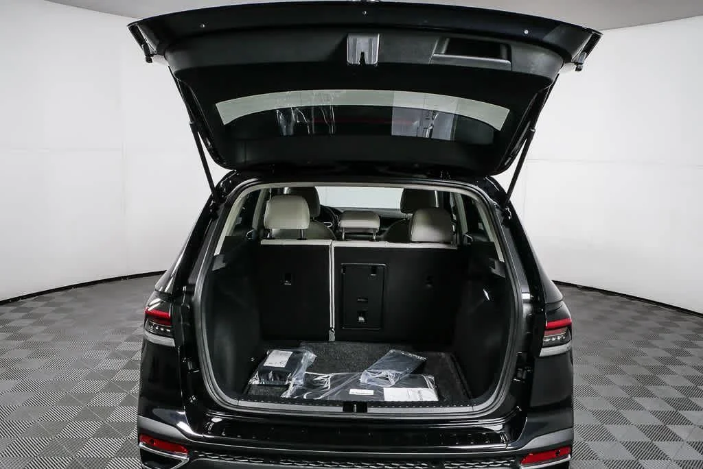 New 2026 Deep Black Pearl VOLKSWAGEN SESUN image 31