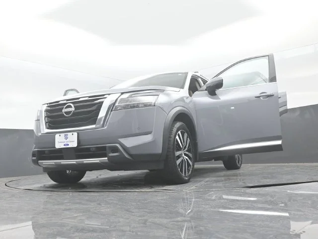 Certified Used 2024 Boulder Gray Pe Nissan Platinum image 35