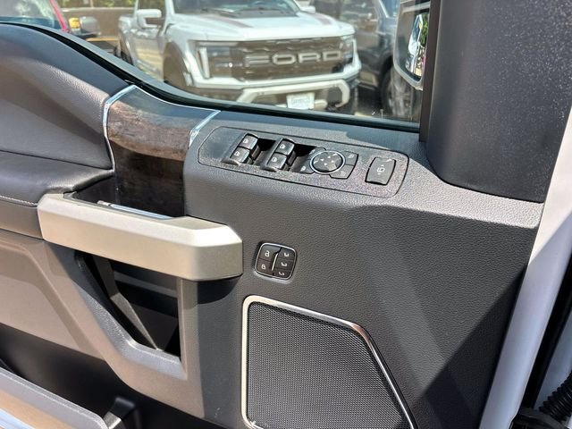 Used 2022 White Ford Lariat image 22