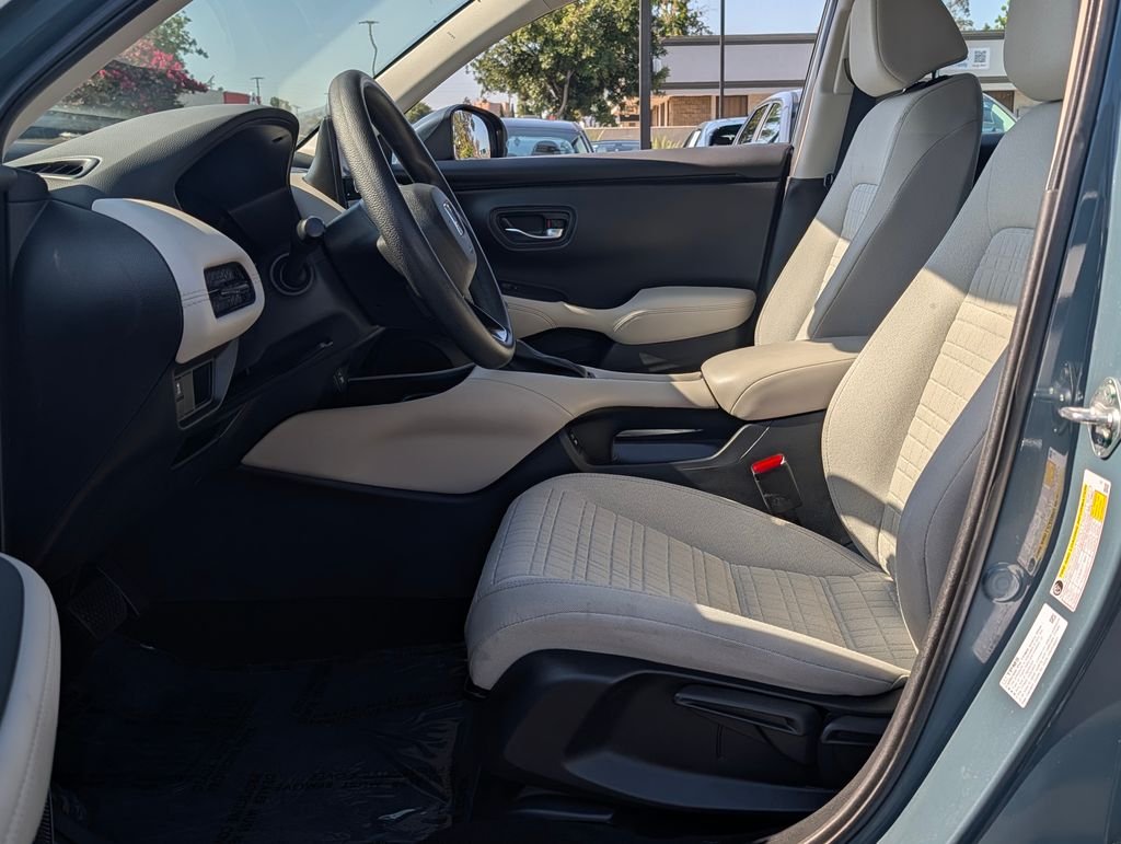 Used 2024  Honda LX image 11