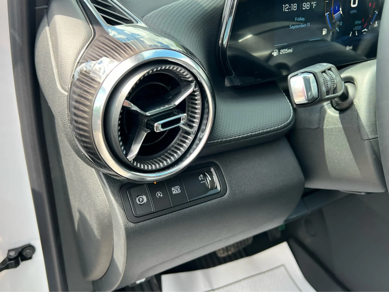 2027 Chevrolet Equinox LT - Photo 13